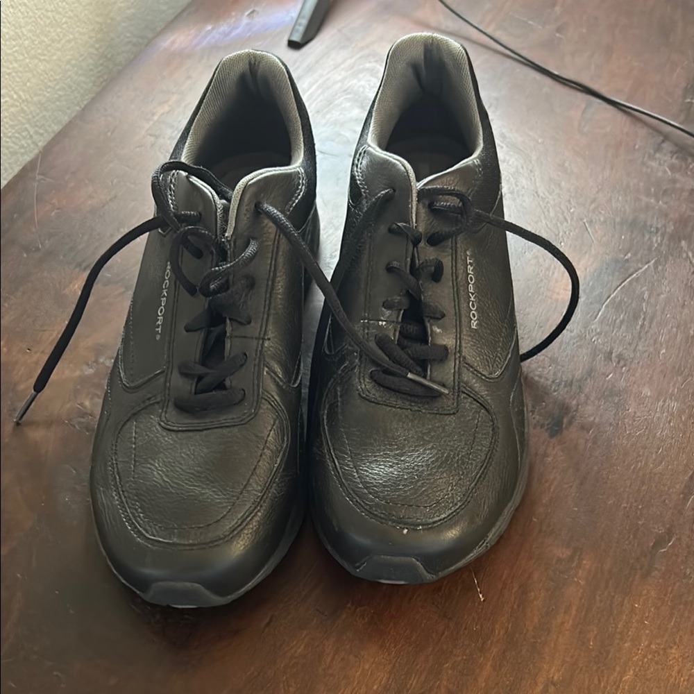 Rockport Black Lightweight Athletic Shoes Sz 10
